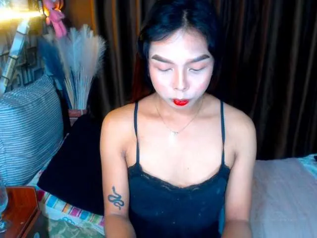 Live sex webcam photo for ShaneImpress #278063680