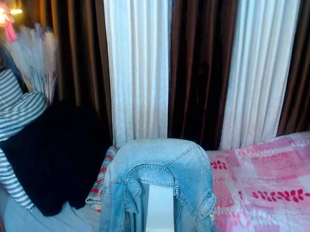 Live sex webcam photo for ShaneImpress #278222389