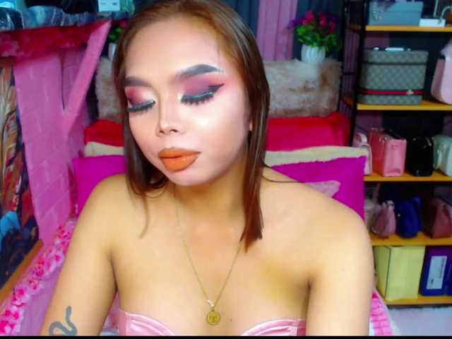 Live sex webcam photo for ShaneImpress #292042483