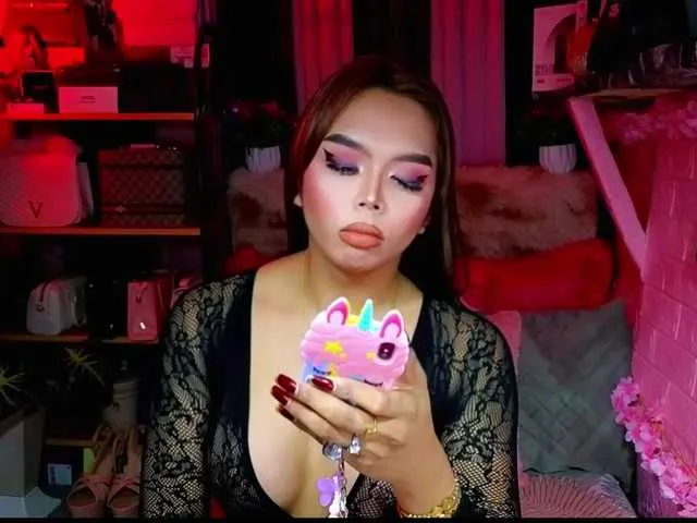 Live sex webcam photo for ShaneImpress #292181169