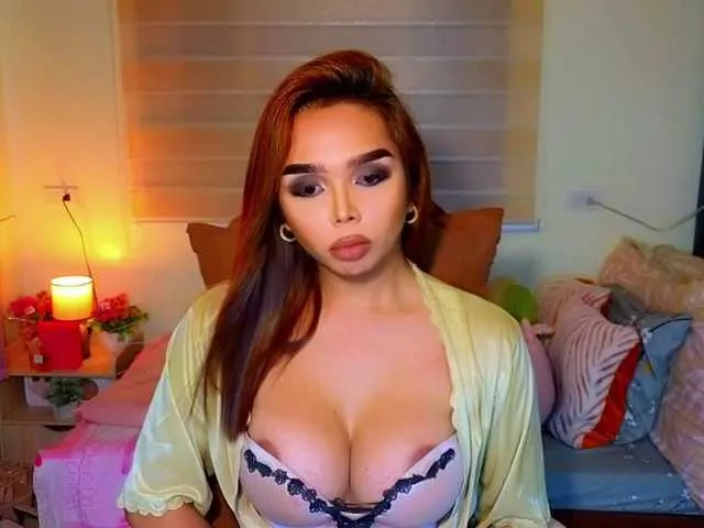 Live sex webcam photo for ShaneImpress #293509721