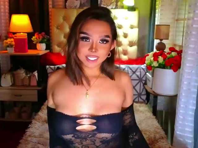 Live sex webcam photo for ShaneImpress #294284923