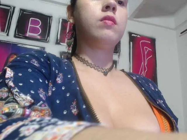 Live sex webcam photo for ShanellMoore #290180419