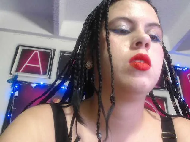 Live sex webcam photo for ShanellMoore #290723866