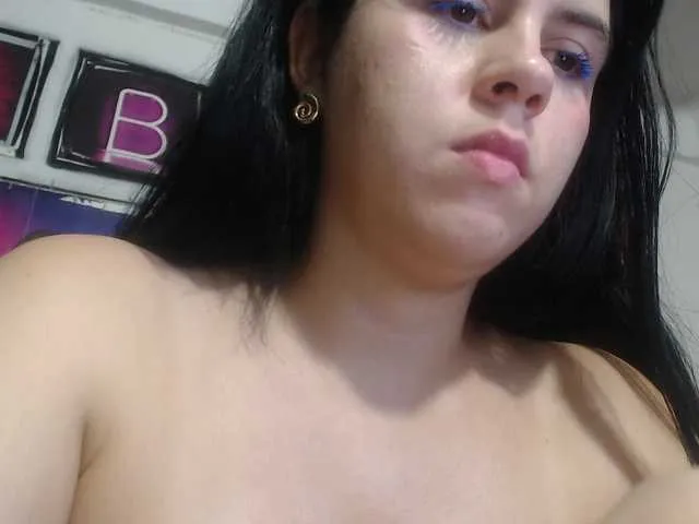 Live sex webcam photo for ShanellMoore #290857441