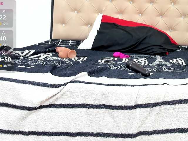 Live sex webcam photo for Shanelle3 #290870568