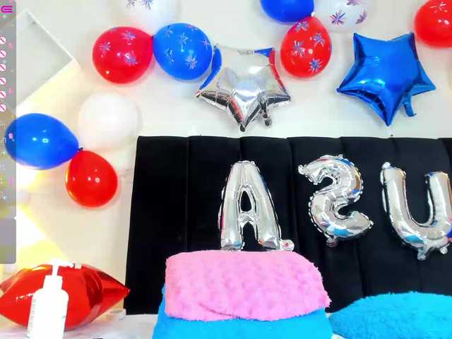 Live sex webcam photo for Shanna03 #275635904