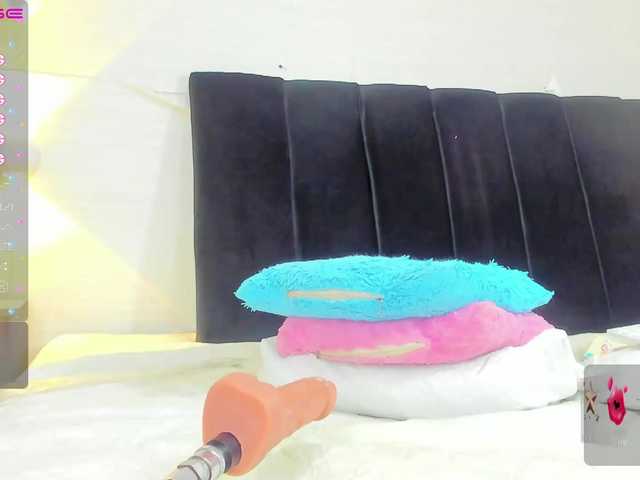 Live sex webcam photo for Shanna03 #276091499