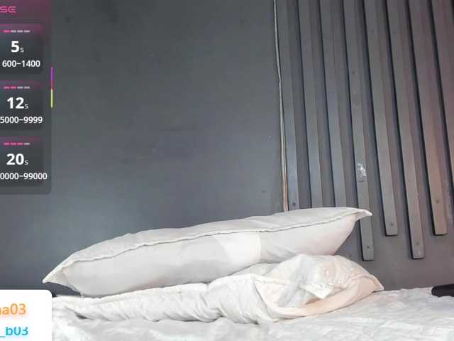 Live sex webcam photo for Shanna03 #291856476