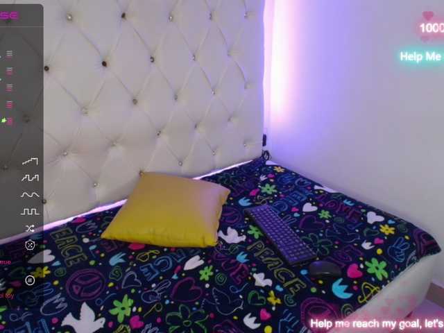 Live sex webcam photo for Shantal-Diva #276119849