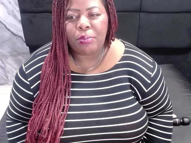 Live sex webcam photo for ShantalBBW #291620571