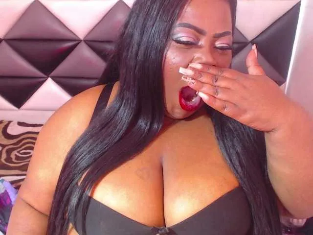 Live sex webcam photo for ShantalBBW #294120623