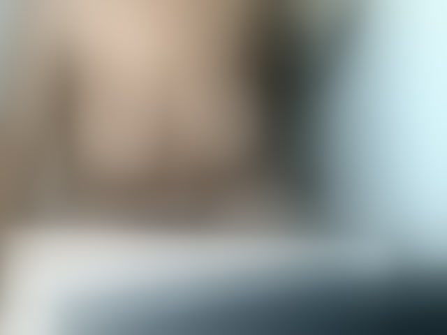 Live sex webcam photo for ShantalCarson #294082674