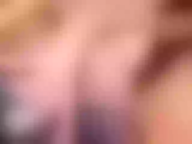 Live sex webcam photo for ShantalGirs #277683573