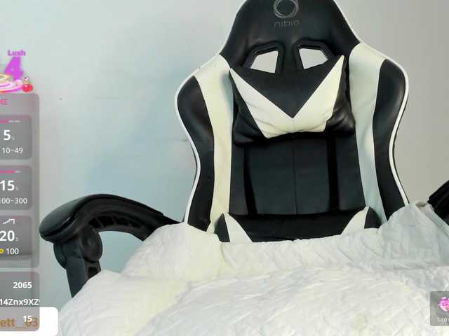 Live sex webcam photo for Shantall-1 #290892627
