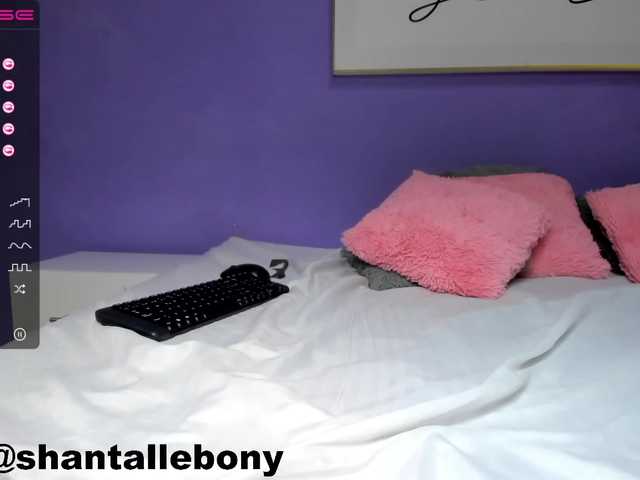 Live sex webcam photo for ShantallEbony #271771927