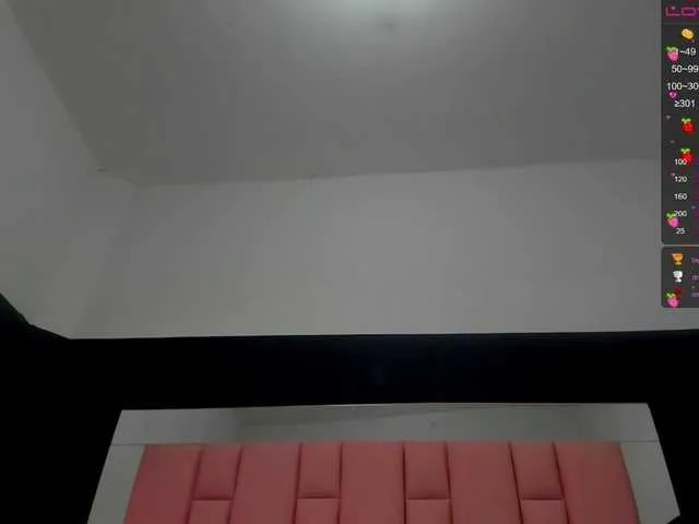 Live sex webcam photo for Shantallbrown #273638564