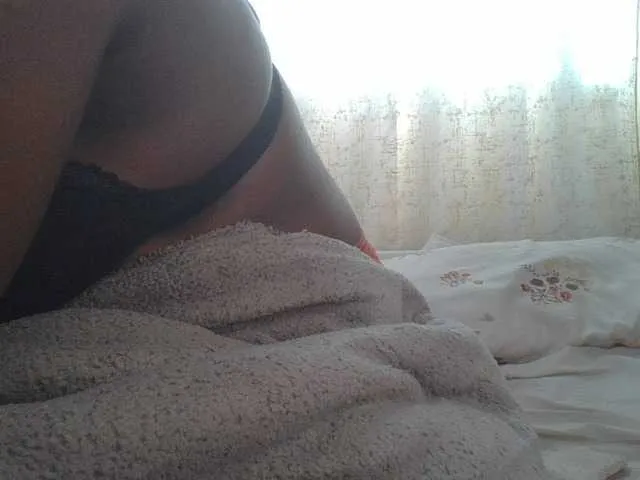 Live sex webcam photo for Shantell #293647184