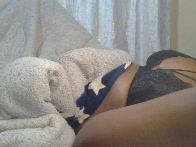 Live sex webcam photo for Shantell #294138885