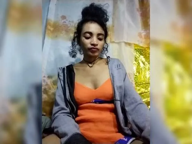 Live sex webcam photo for Shanya12 #293756215
