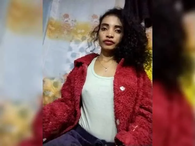 Live sex webcam photo for Shanya12 #293806306