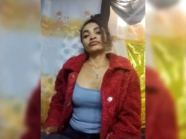 Live sex webcam photo for Shanya12 #293815463