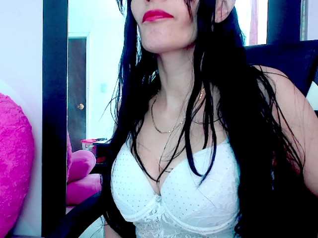 Live sex webcam photo for Shari-Cherry #272284270