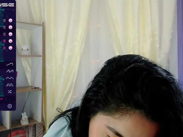 Live sex webcam photo for SharickHill #271821612