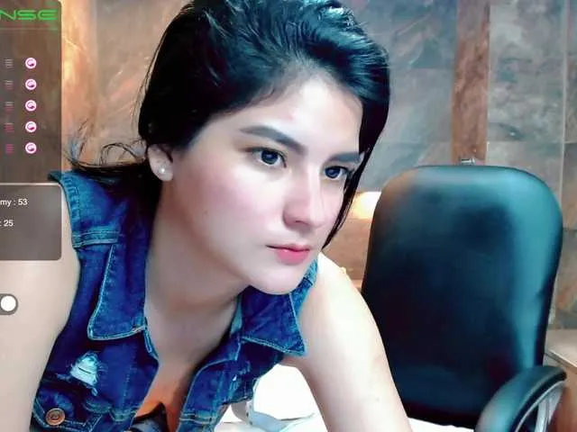 Live sex webcam photo for SharickHill #271902998