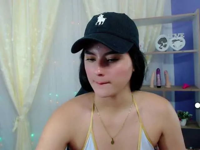 Live sex webcam photo for SharickHill #272982080