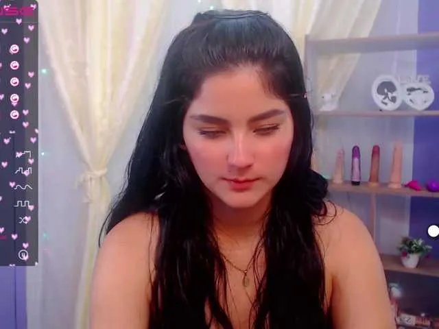 Live sex webcam photo for SharickHill #273081758