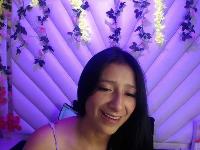 Live sex webcam photo for SharlotRodriguez #290540169