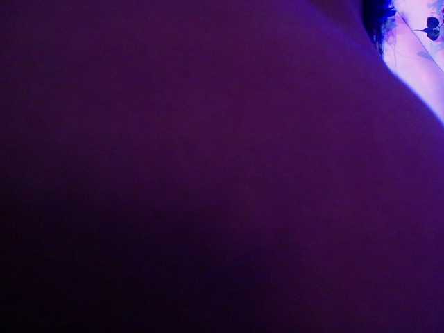 Live sex webcam photo for SharlotRodriguez #290674283