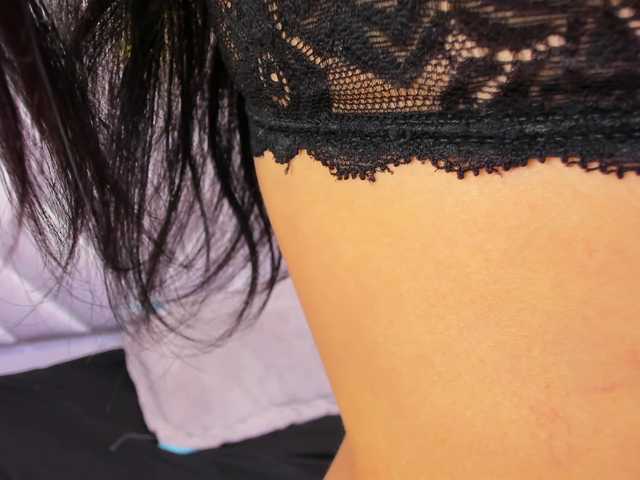 Live sex webcam photo for SharlotRodriguez #291318543