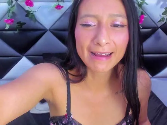 Live sex webcam photo for SharlotRodriguez #291396941