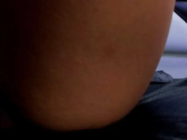 Live sex webcam photo for SharlotRodriguez #291403695