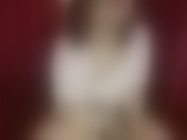 Live sex webcam photo for Sharlotte-1 #293146758