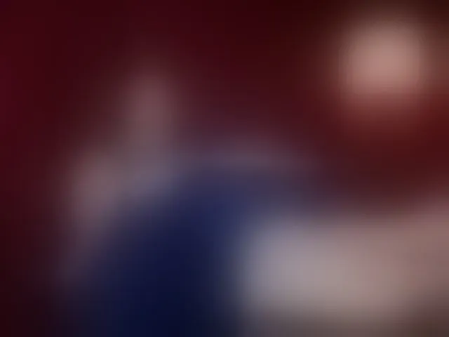 Live sex webcam photo for Sharlotte-1 #293508335