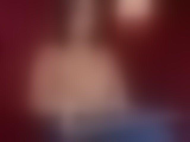 Live sex webcam photo for Sharlotte-1 #293614124