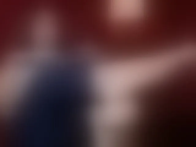 Live sex webcam photo for Sharlotte-1 #293669126