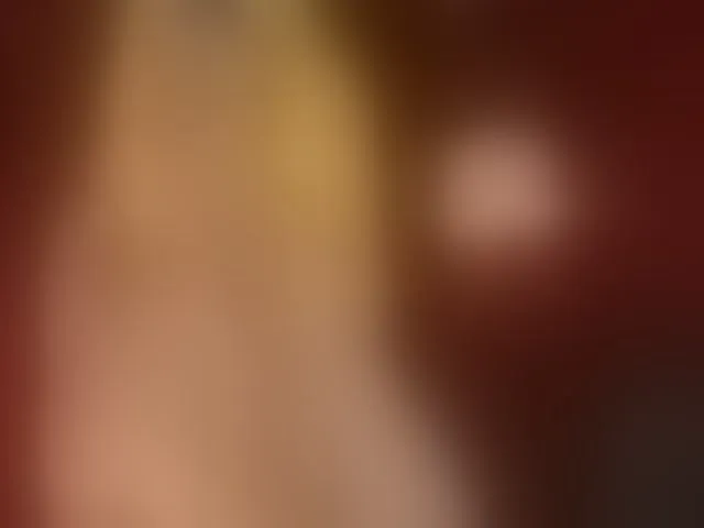 Live sex webcam photo for Sharlotte-1 #293811311