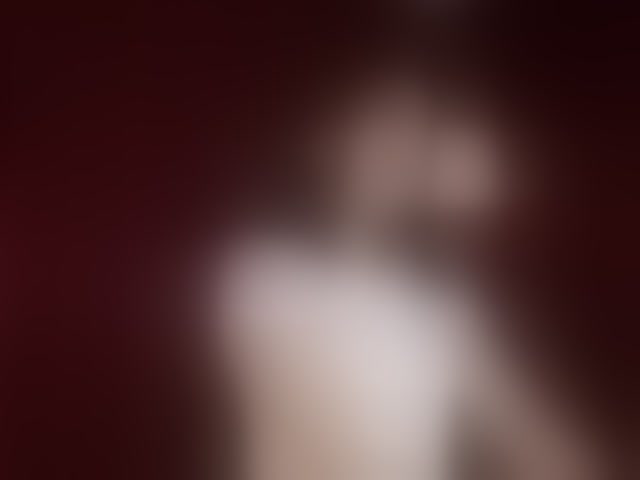Live sex webcam photo for Sharlotte-1 #293942743
