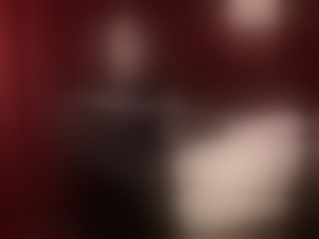 Live sex webcam photo for Sharlotte-1 #293960572