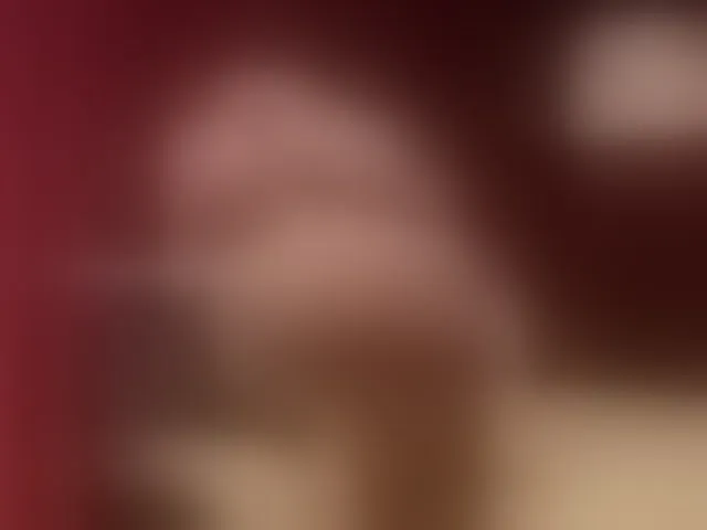 Live sex webcam photo for Sharlotte-1