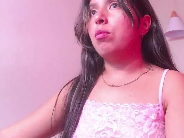 Live sex webcam photo for Sharlotte-Milk #291708352