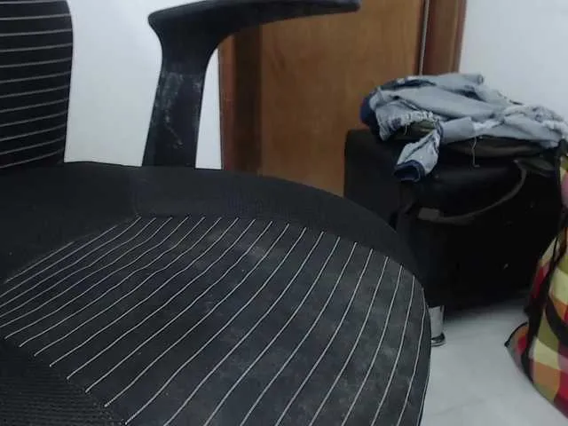 Live sex webcam photo for SharolCristal #273521114