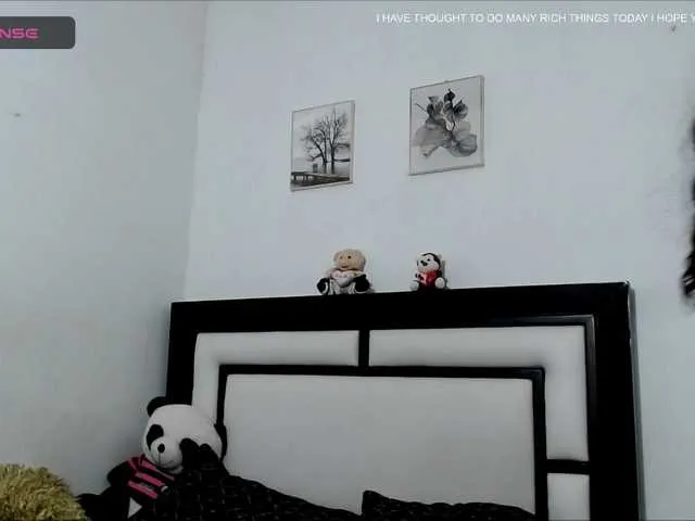 Live sex webcam photo for Sharon-Hot07 #276499024