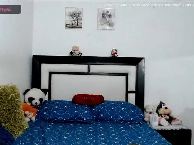 Live sex webcam photo for Sharon-Hot07 #276720657