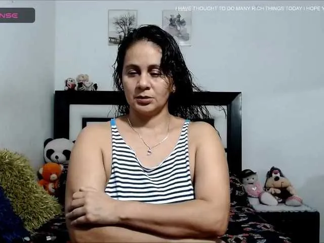 Live sex webcam photo for Sharon-Hot07 #276854667
