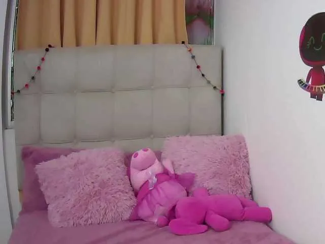 Live sex webcam photo for Sharon-honey #273145002